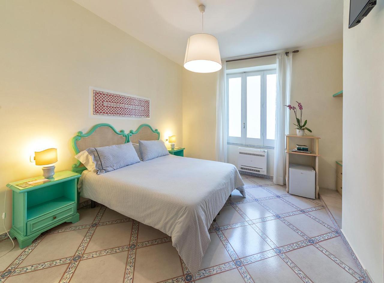 B&B Marcantonio - Ischia Ponte Zewnętrze zdjęcie